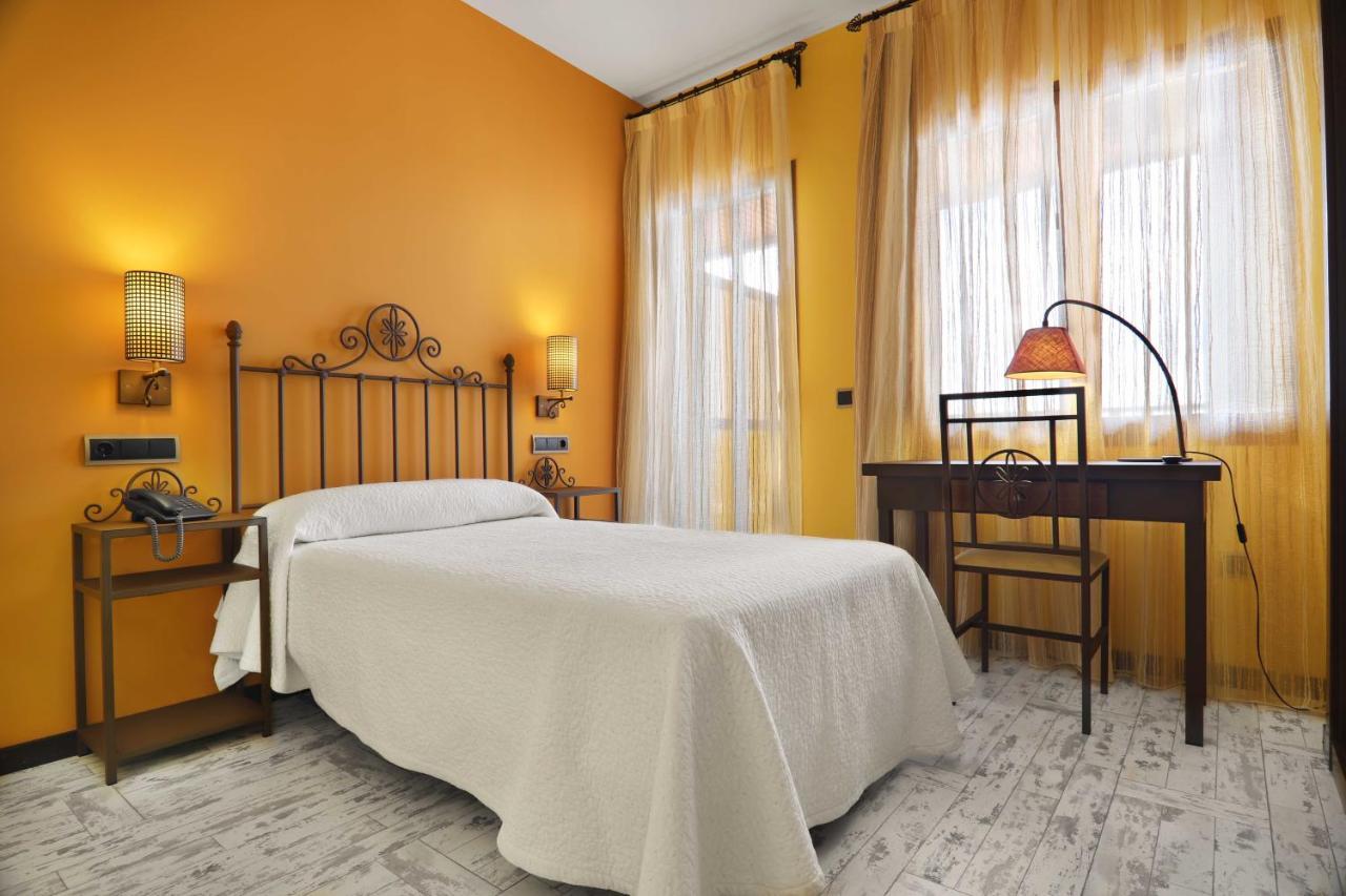 Hotel Moya Honrubia Kültér fotó