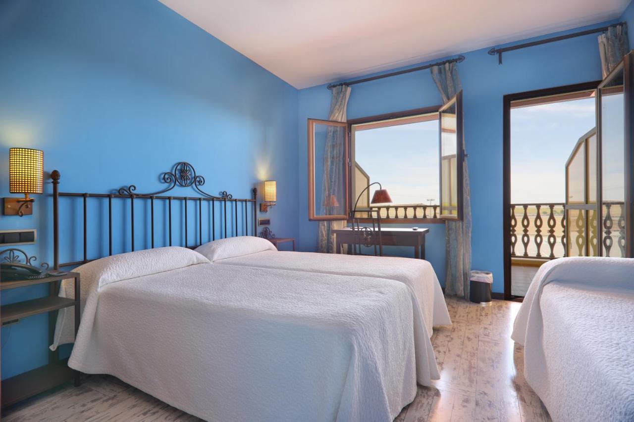 Hotel Moya Honrubia Kültér fotó