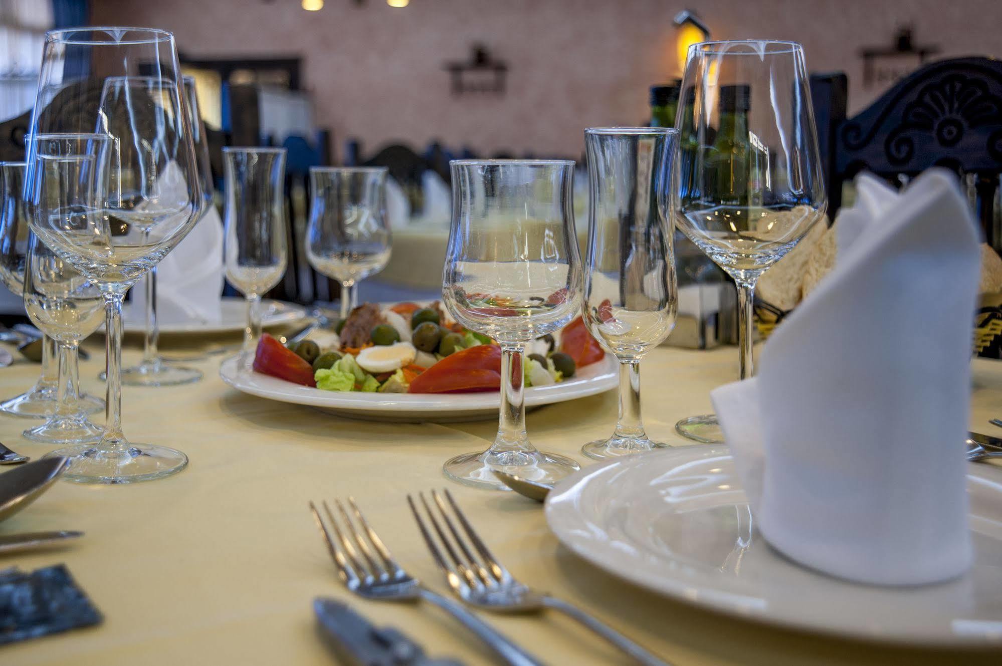 Hotel Moya Honrubia Kültér fotó